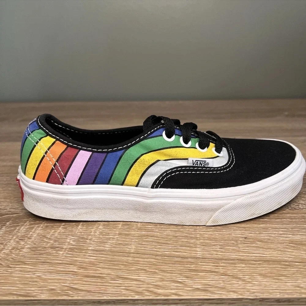 Vans Rainbow Stripe Sneakers Black | Size 4.5 Men, 6 Women’s | Classic Lace-Up